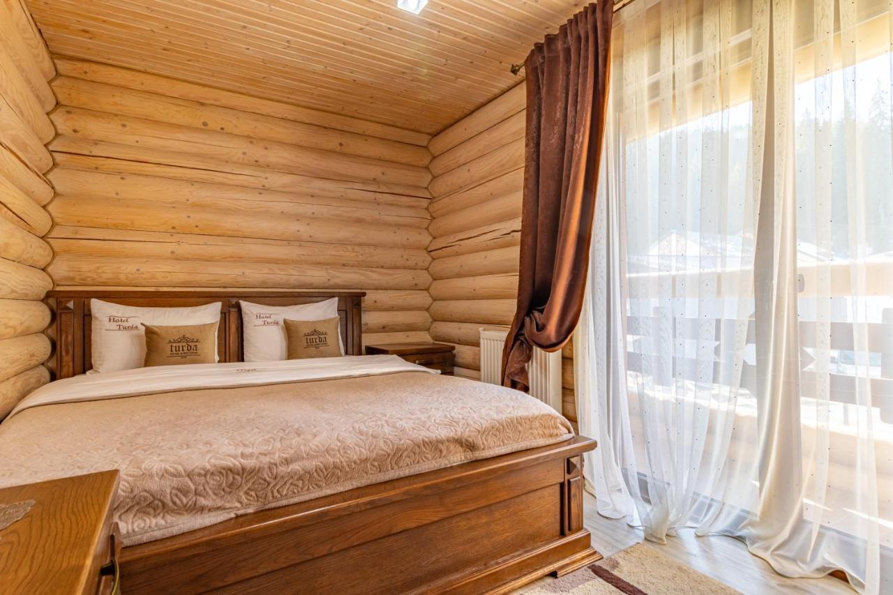Guest House Turda Bukovel Exterior photo